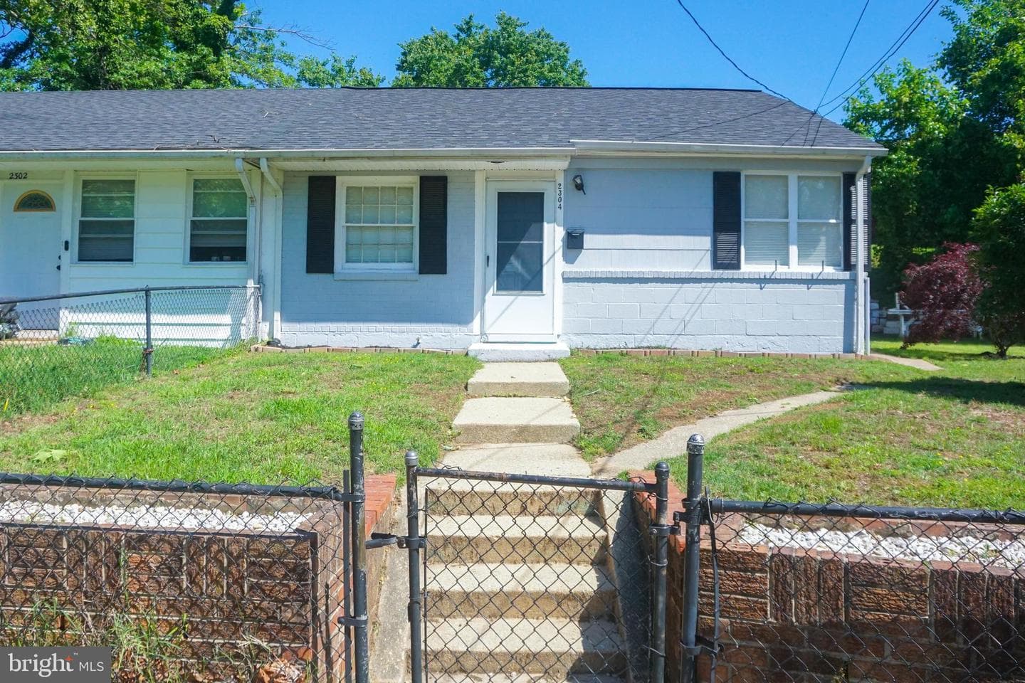 2304 Penbrook Circle photo 3