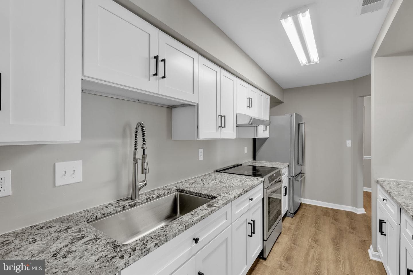 3706 Excalibur Court #201 photo 9