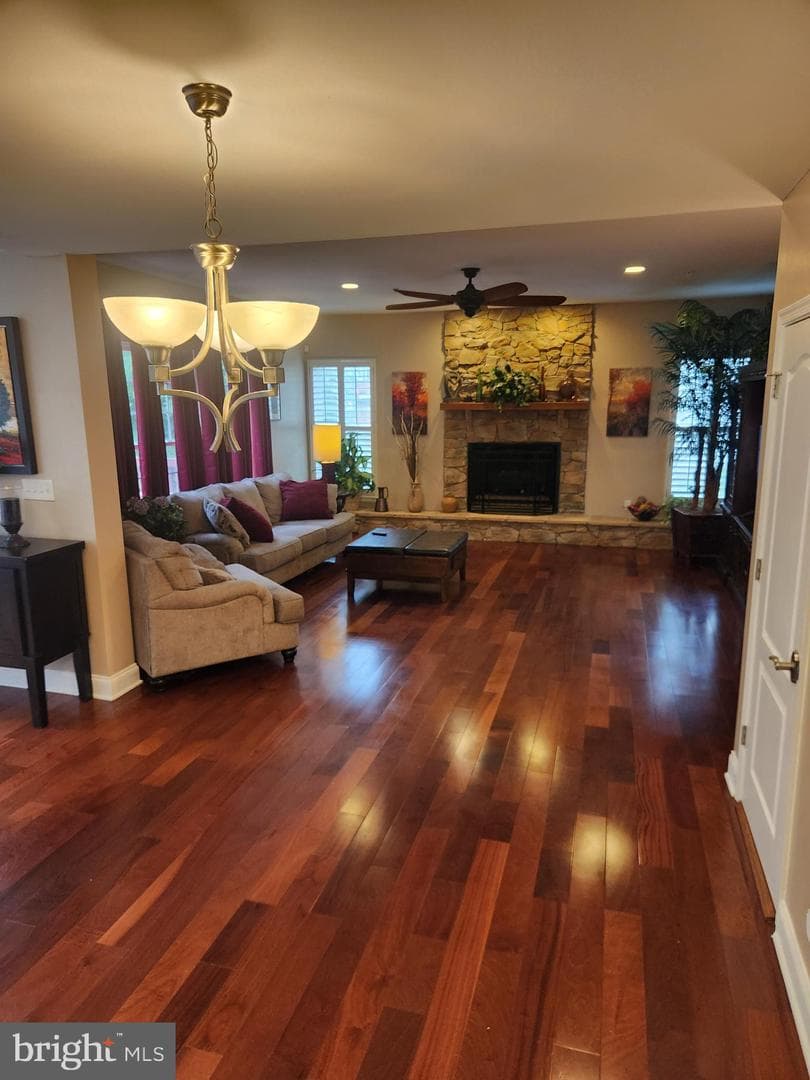 9304 Stream Valley Lane photo 8