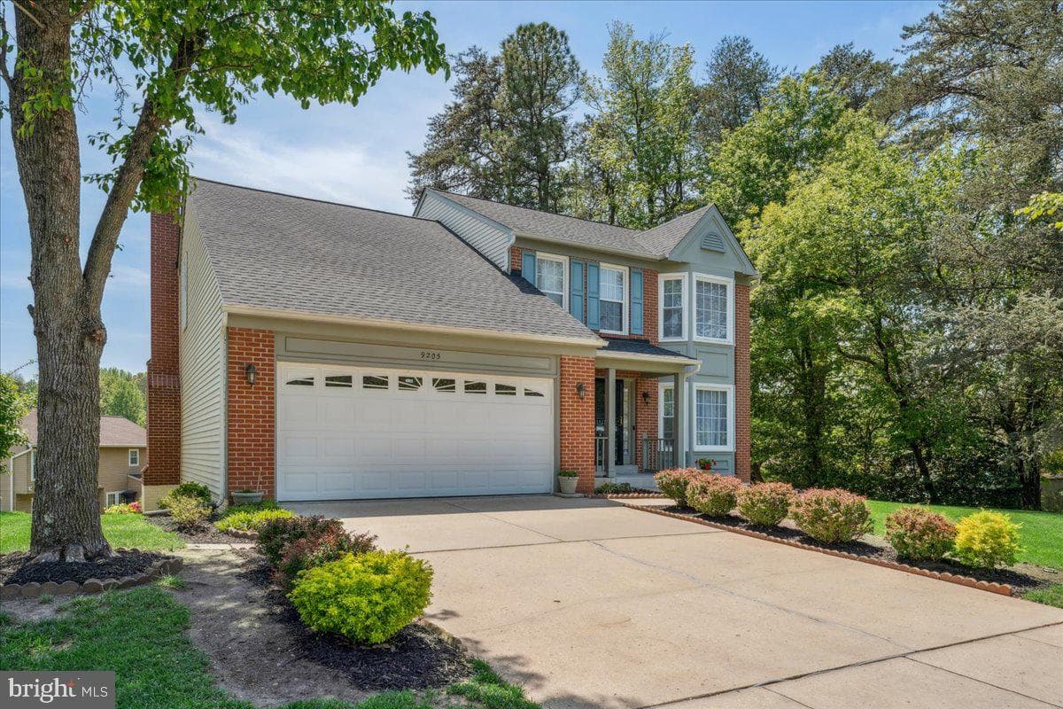 9205 Utica Place photo 2