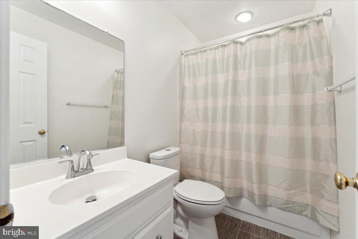 9205 Utica Place photo 27