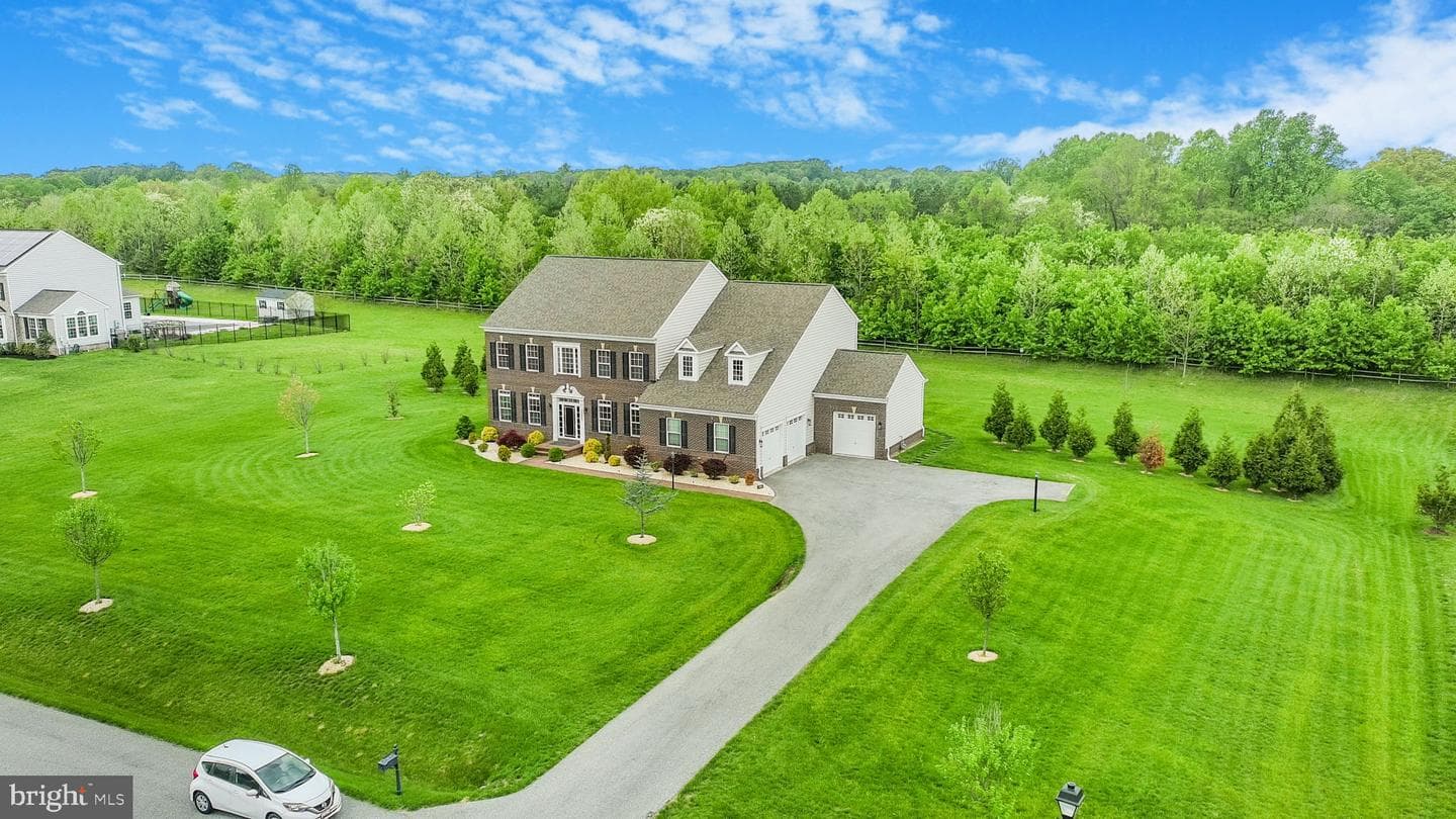 13002 Walkers Lane photo 92