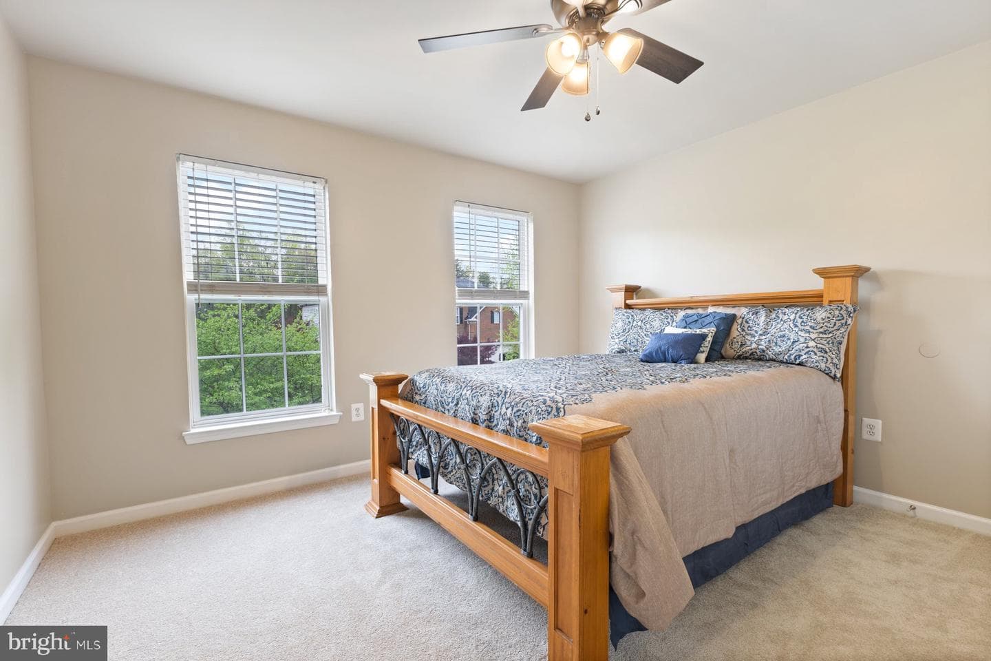 16807 Blue Indigo Court photo 20