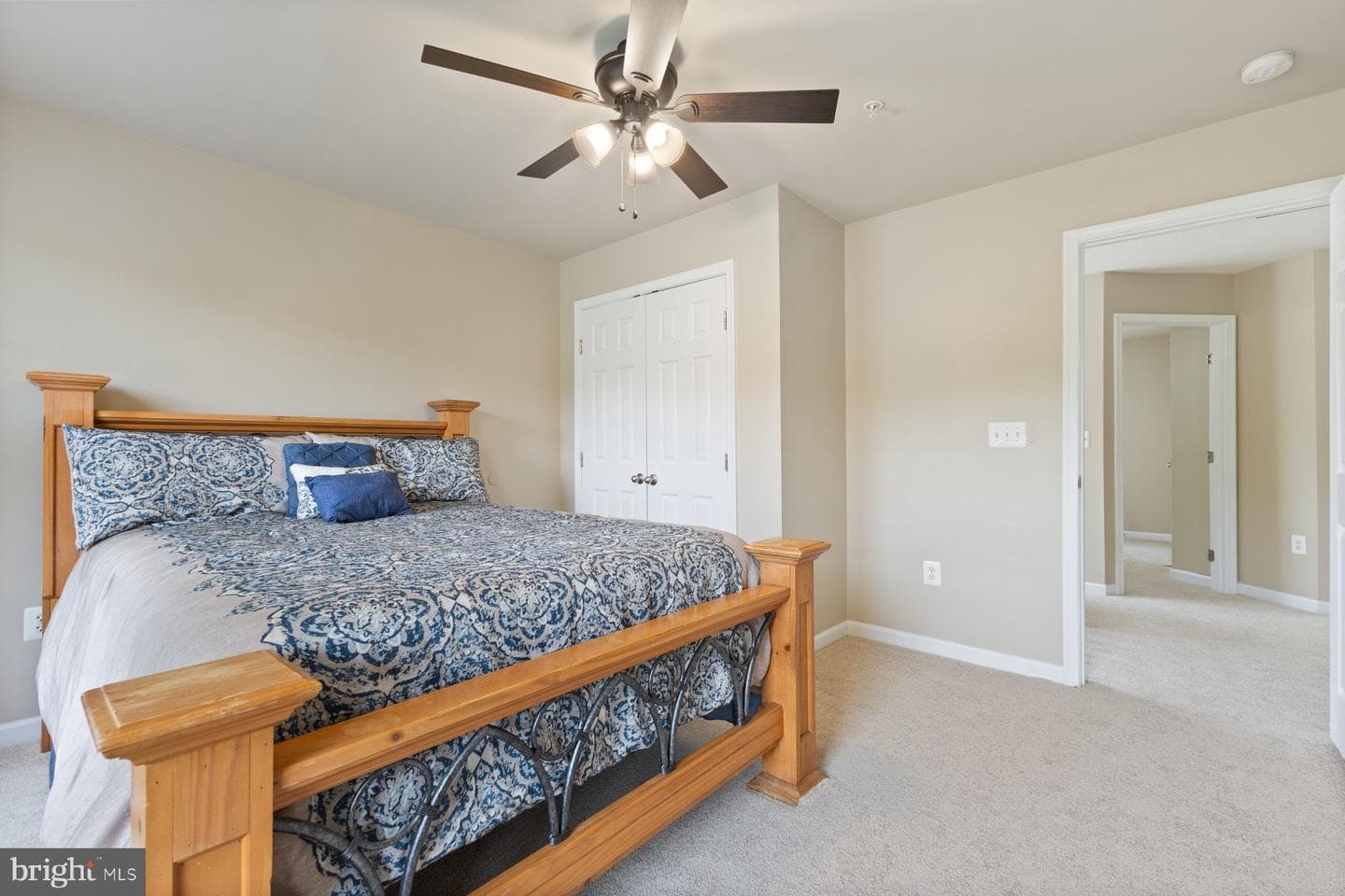 16807 Blue Indigo Court photo 21