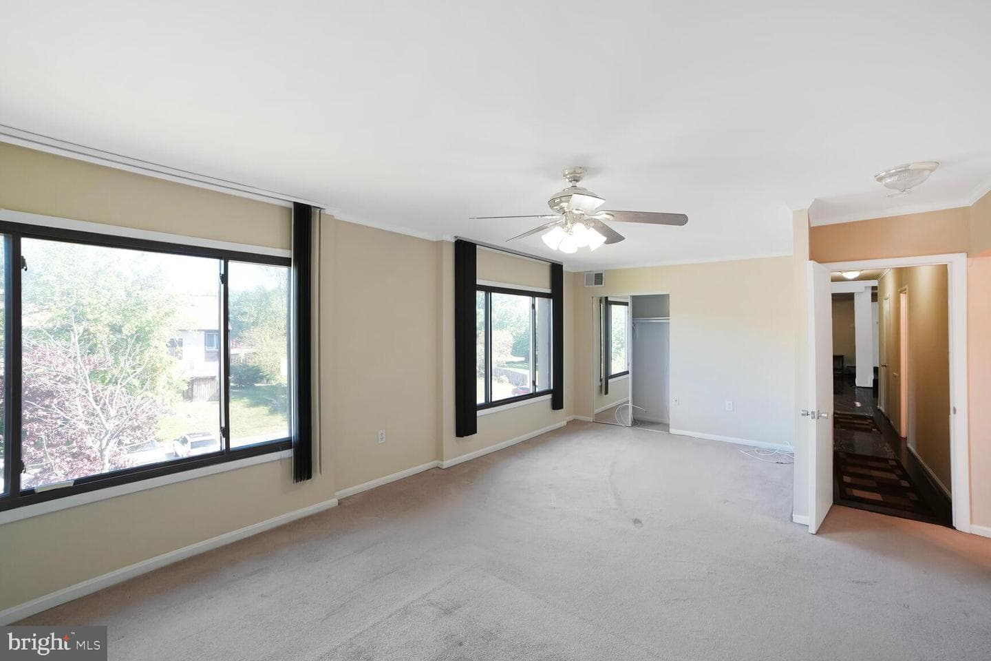 15708 Dorset Road #304 photo 19