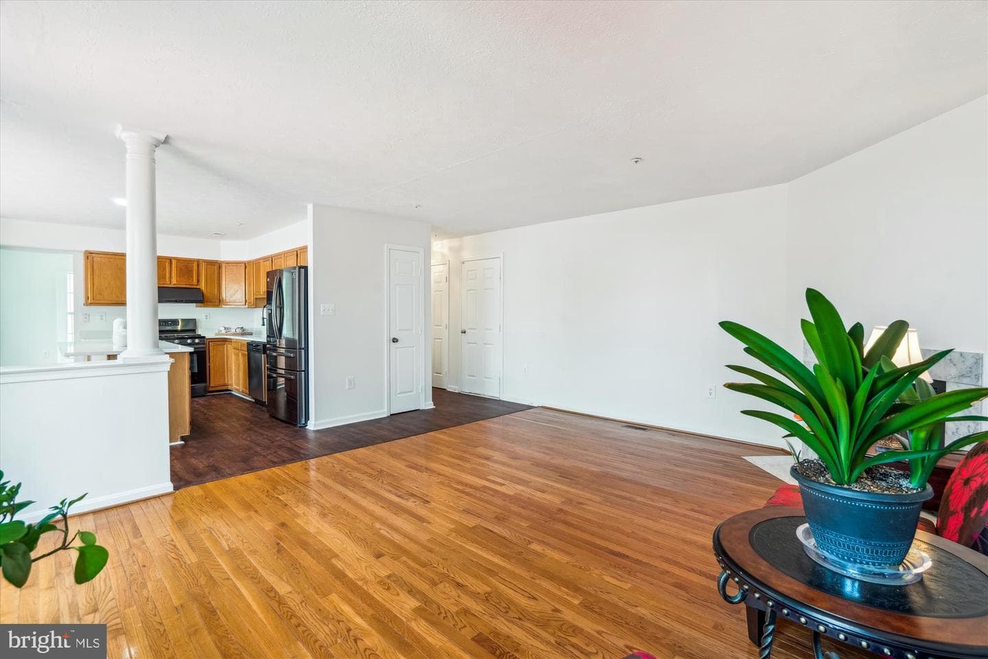7406 Castle Rock Drive photo 13