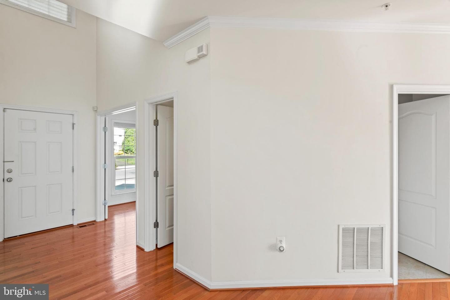 13910 Owings Avenue photo 8
