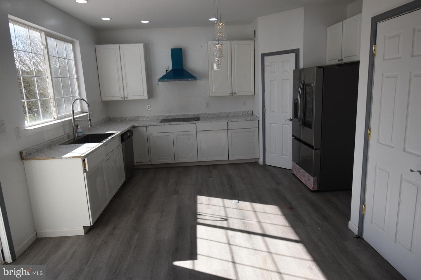 14906 Dennington Drive photo 7