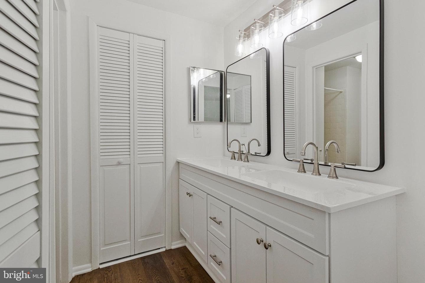 8636 Binghampton Place photo 18