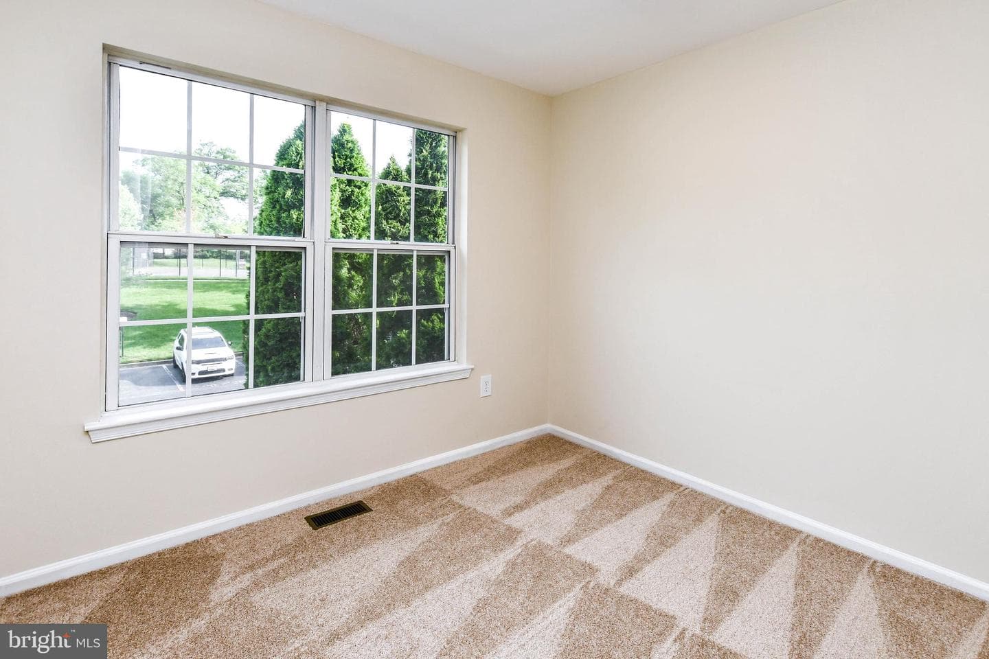 6910 Opal Place photo 24