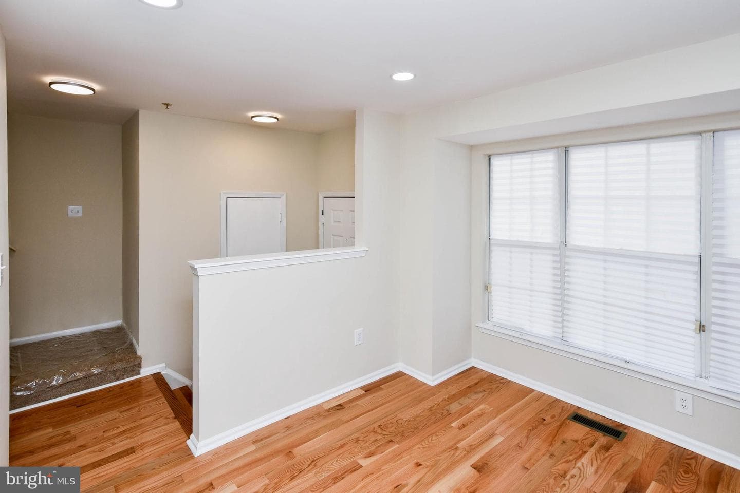 6910 Opal Place photo 7