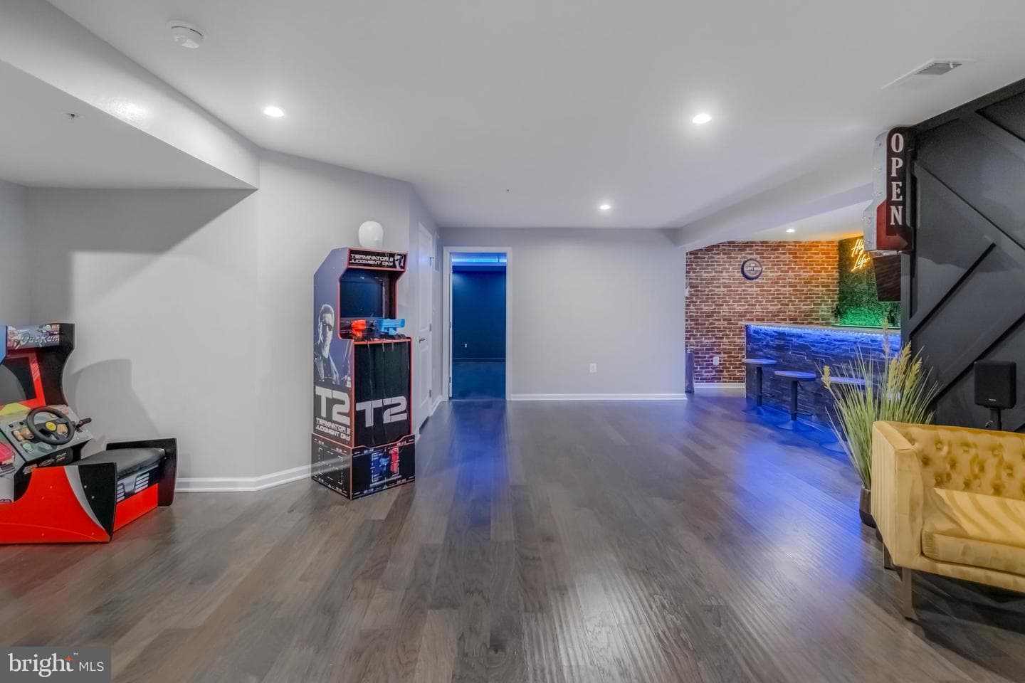304 Baden Court photo 15