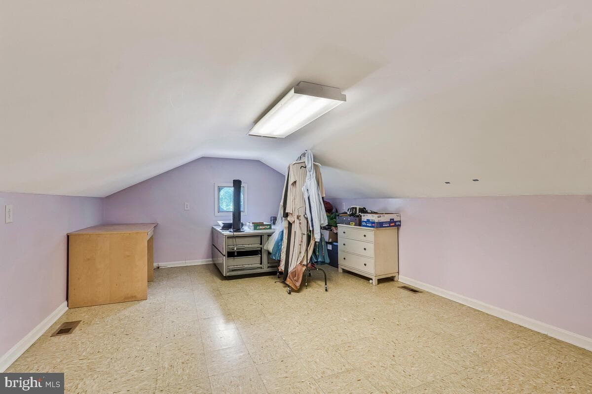 5103 Armand Avenue photo 38