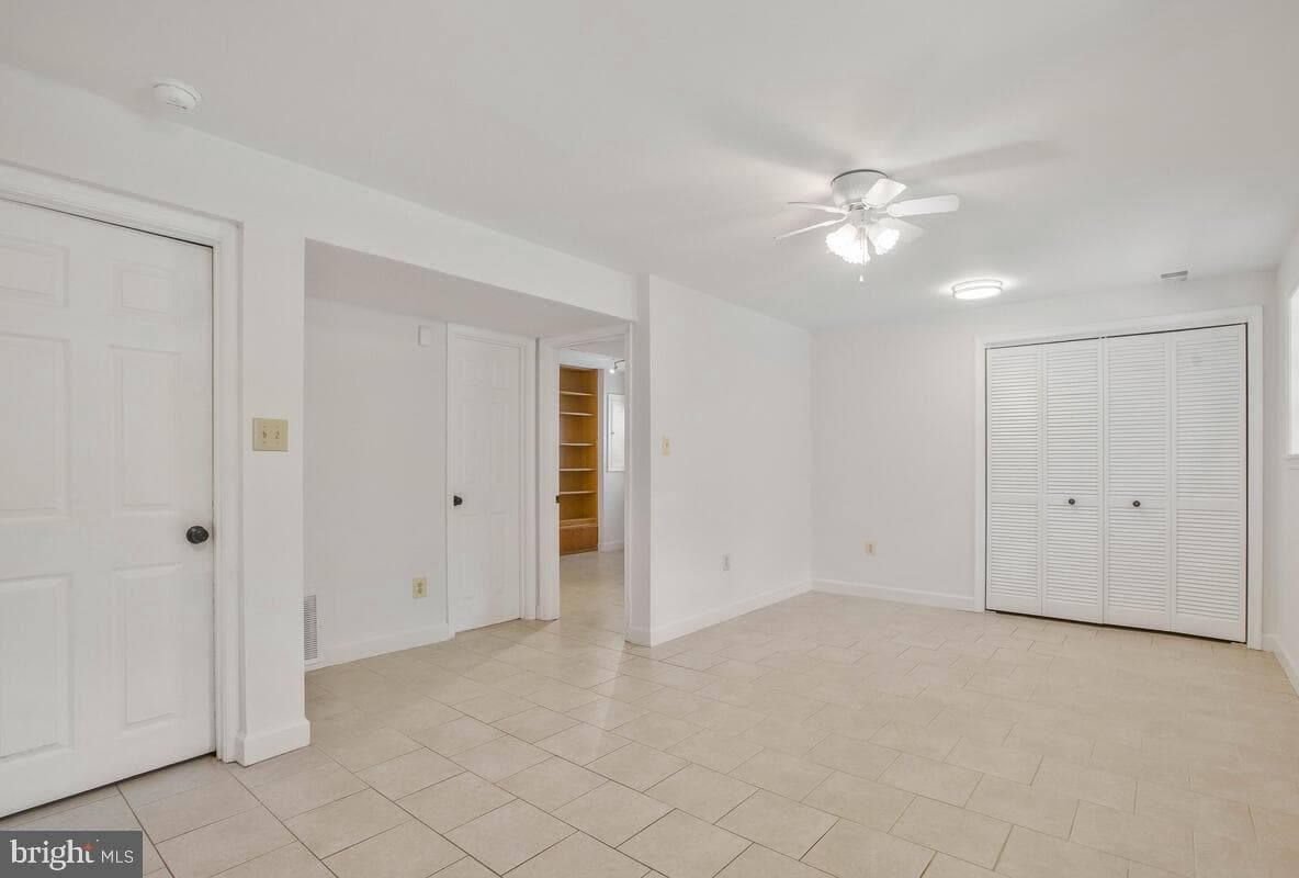 6327 Joslyn Place photo 33