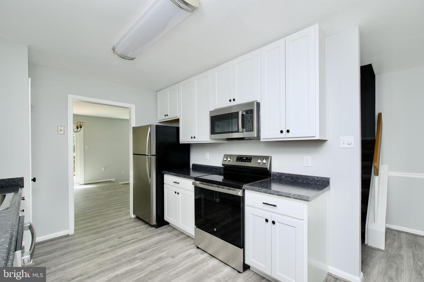 10303 Broom Lane photo 16