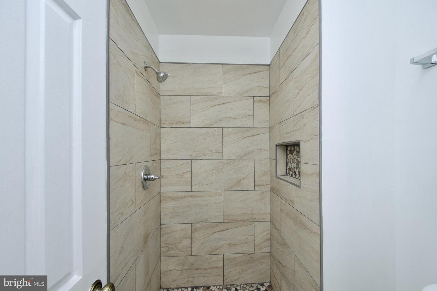 10303 Broom Lane photo 29