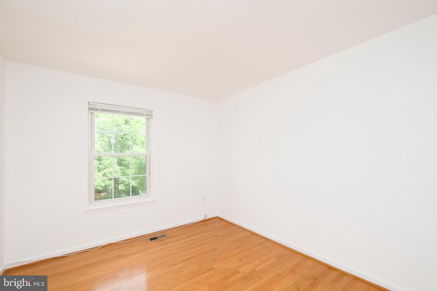 10303 Broom Lane photo 34