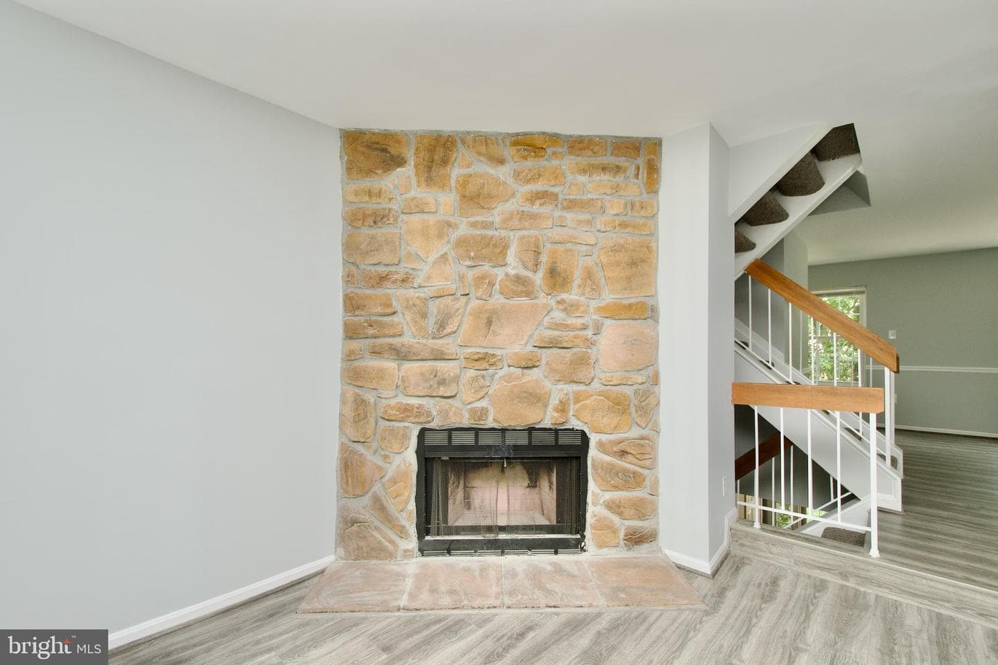 10303 Broom Lane photo 6