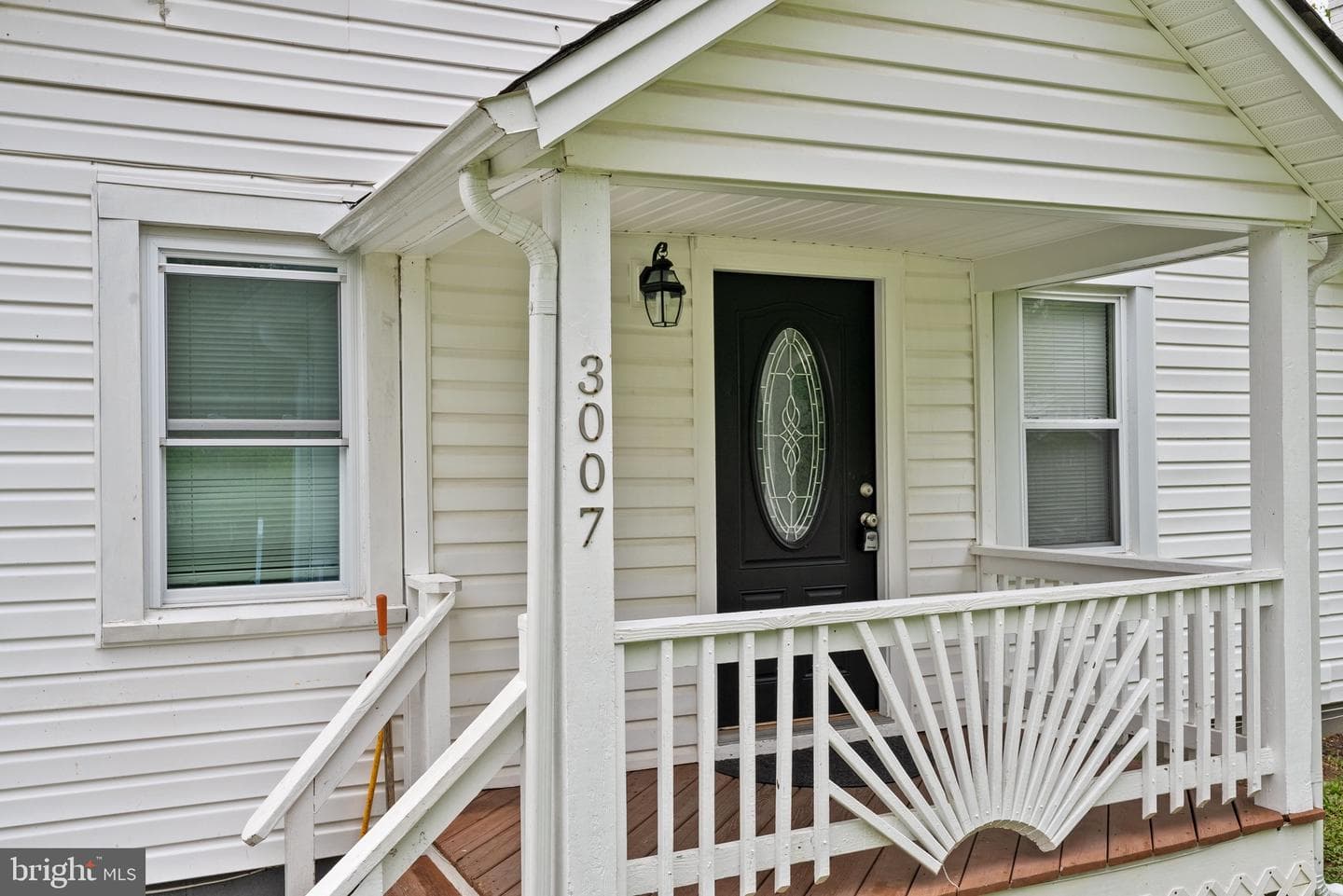 3007 Walters Lane photo 4