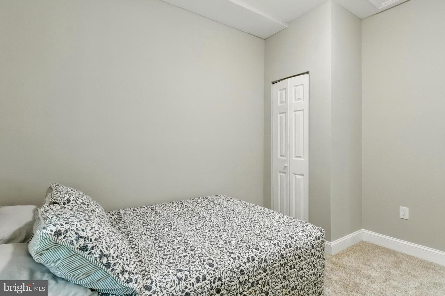 301 70th Street photo 20