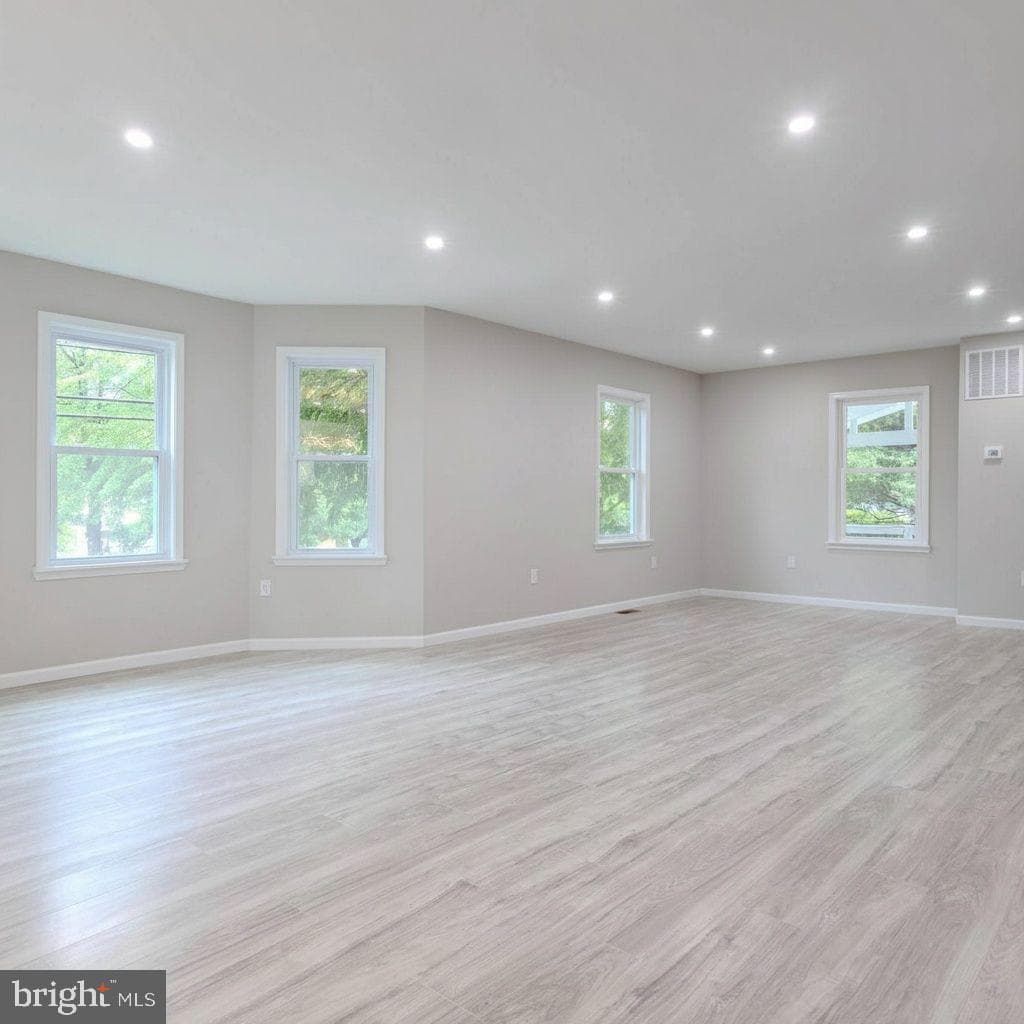 3608 Upshur Street photo 10