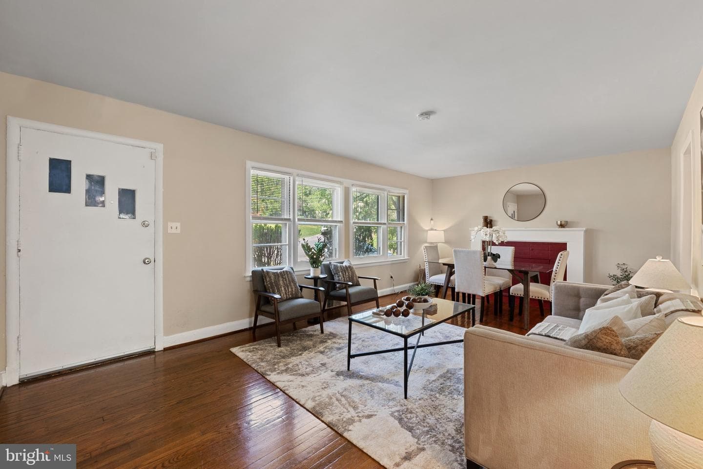 4419 Lakeview Drive photo 4