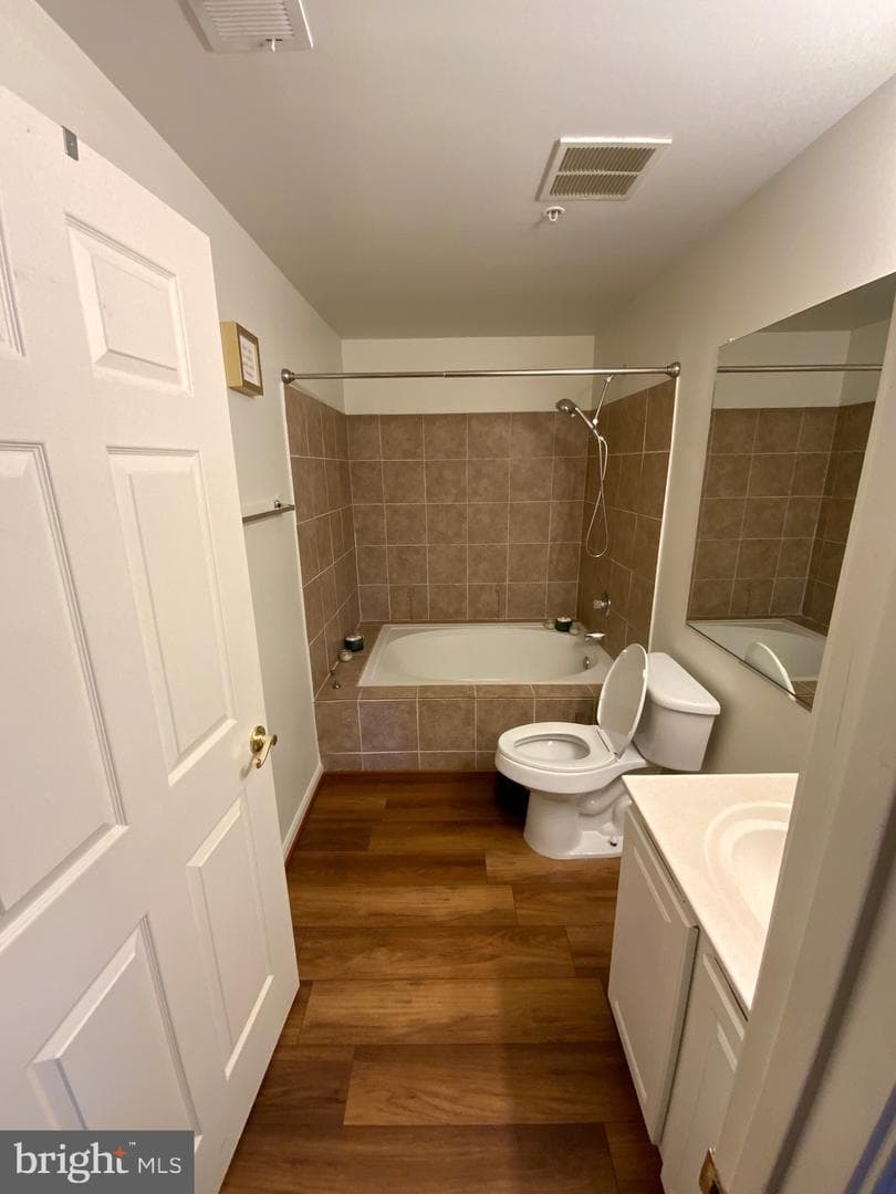 6510 Lake Park Drive #104 photo 6