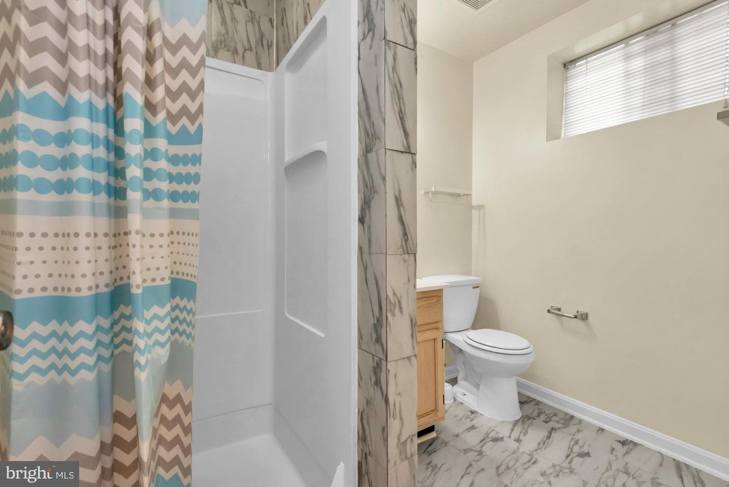 6029 Surrey Square Lane photo 17