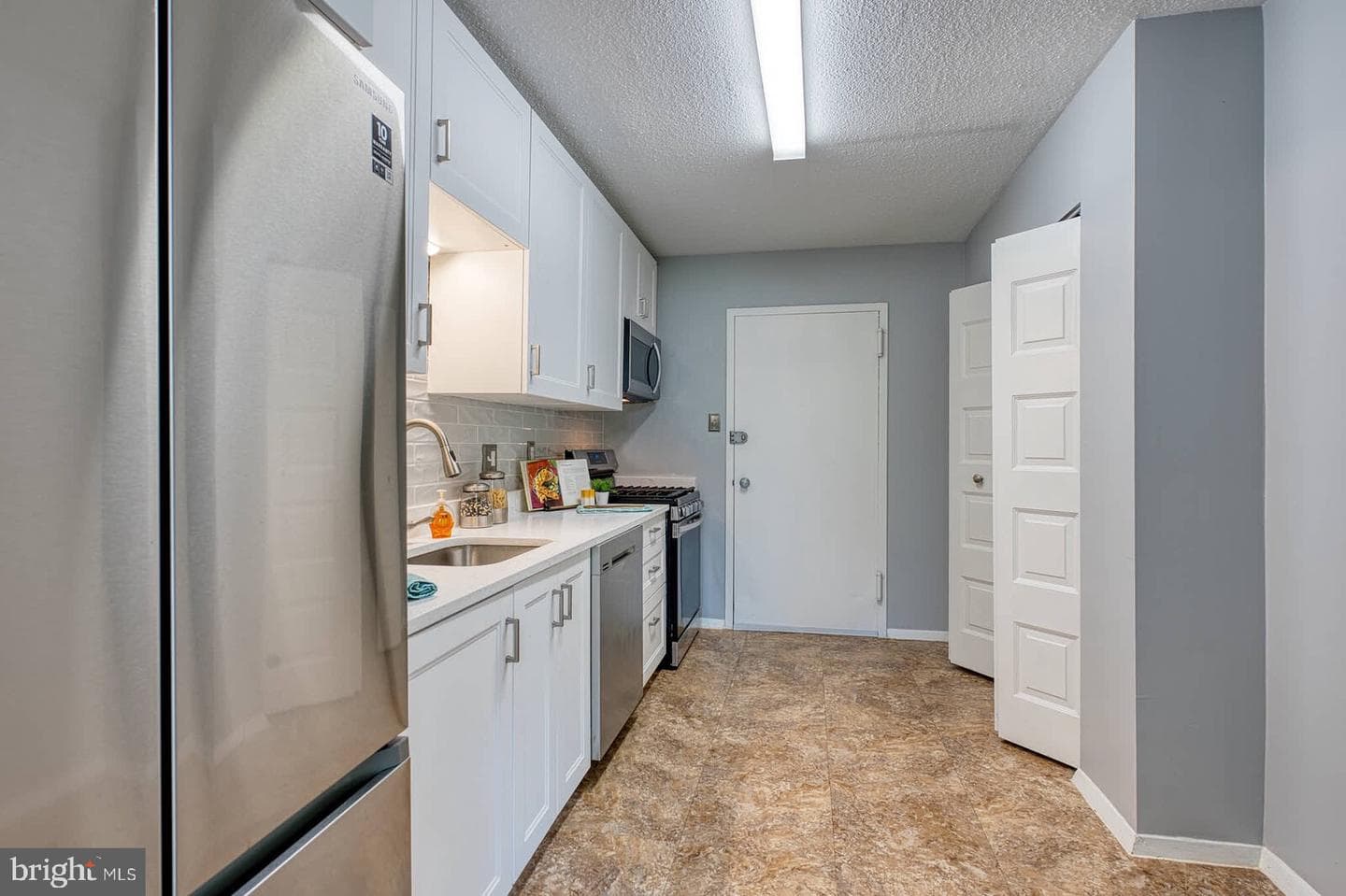 6100 Westchester Park Drive #l-06 photo 10