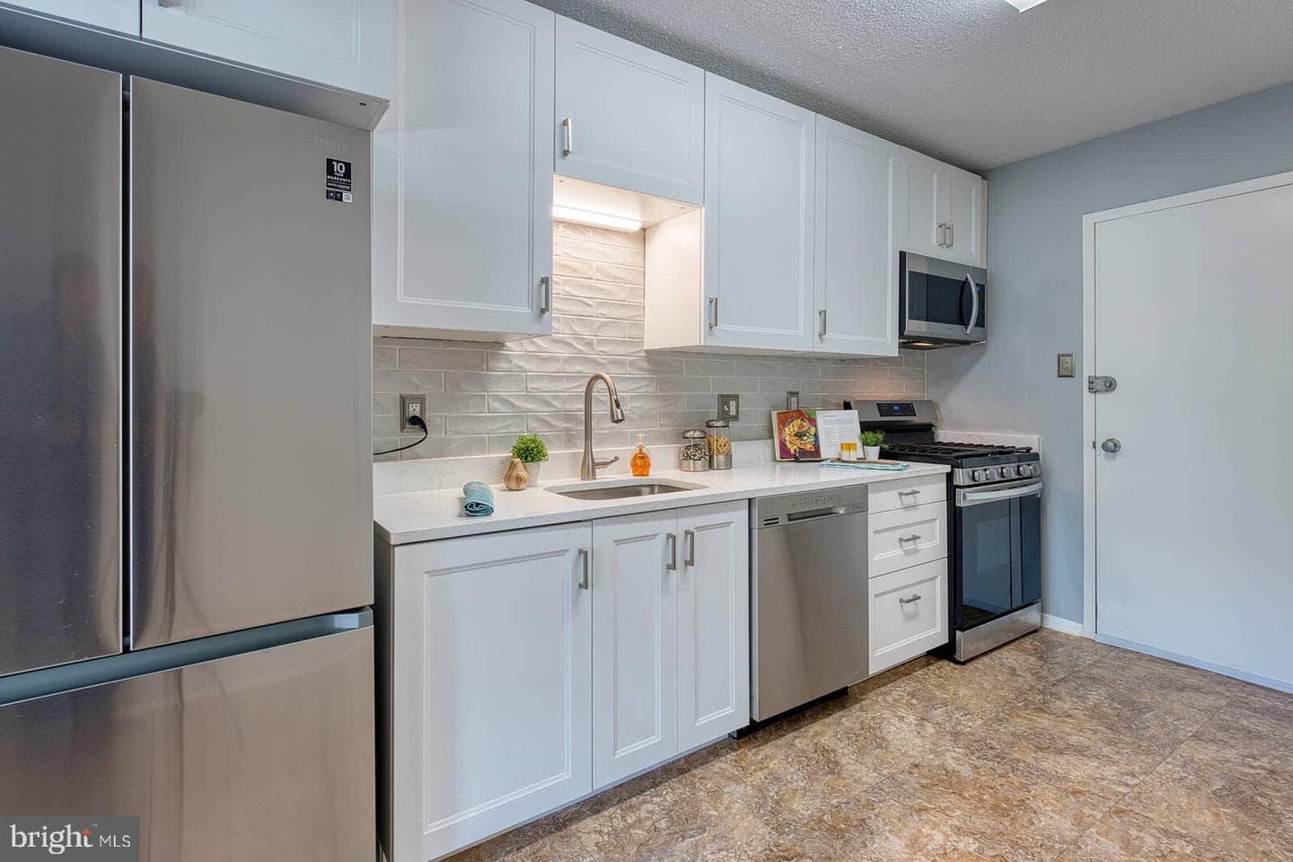 6100 Westchester Park Drive #l-06 photo 11