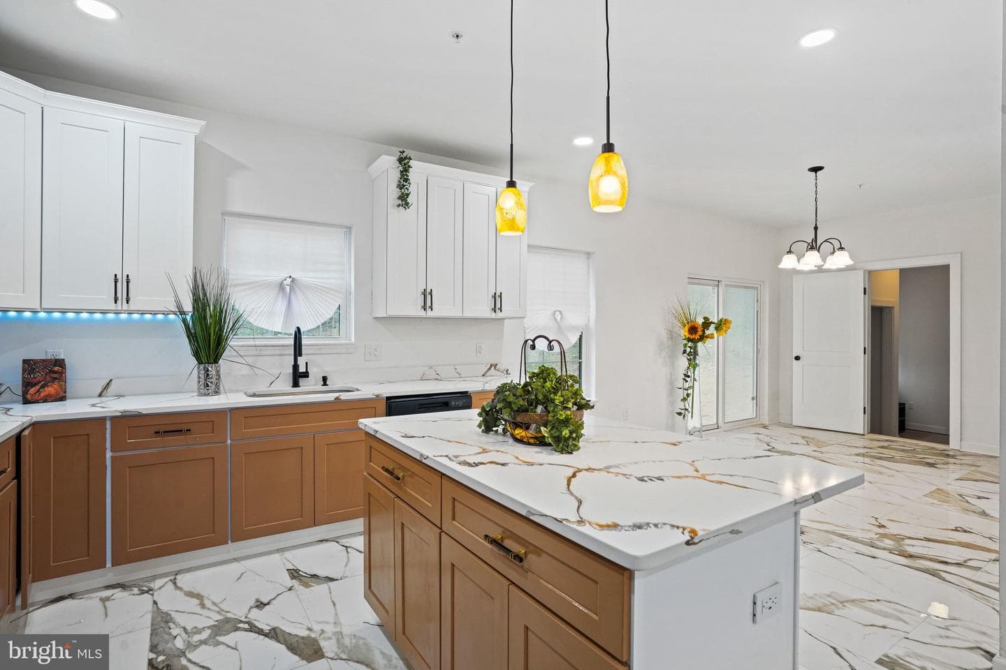 2106 Shadyside Avenue photo 9
