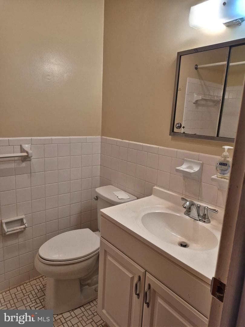 4704 Rockford Drive photo 7