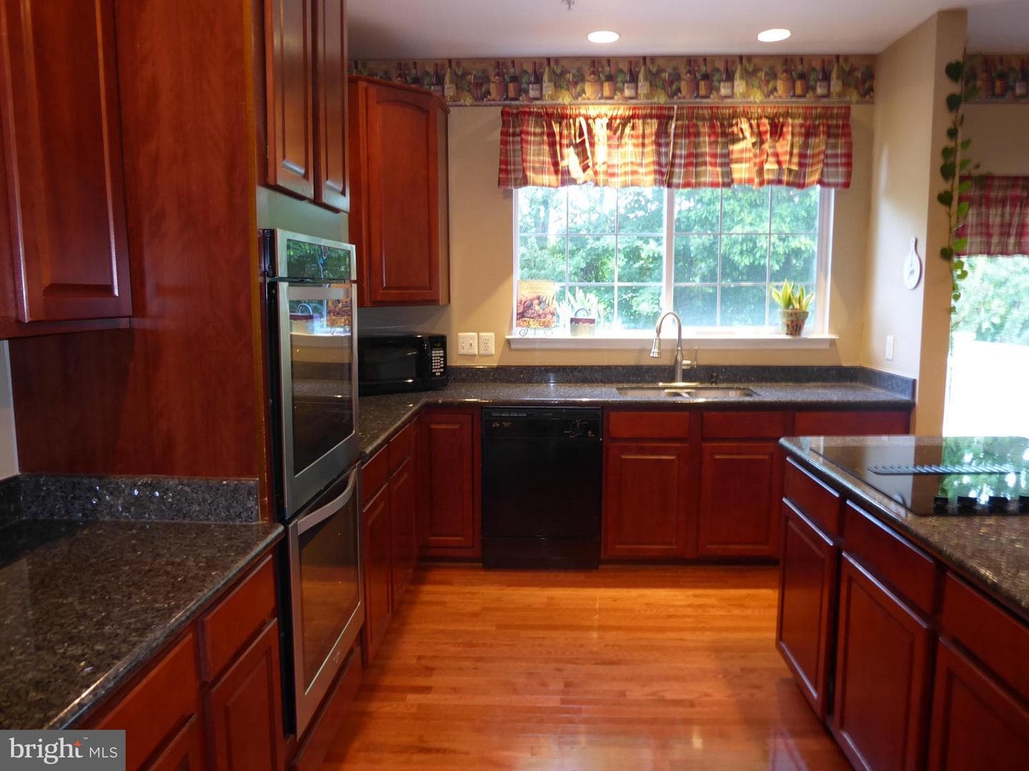17115 Russet Drive photo 9