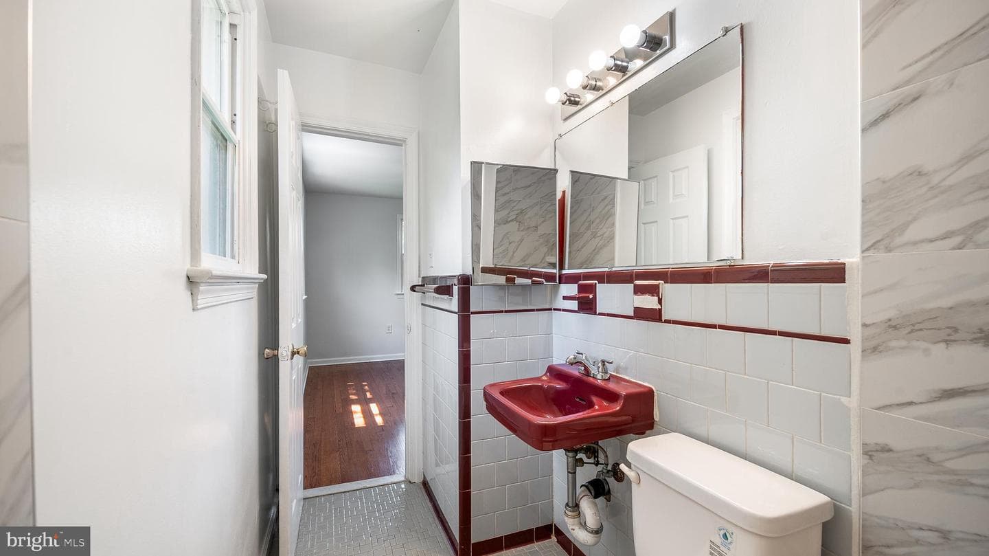 5909 Cable Avenue photo 16