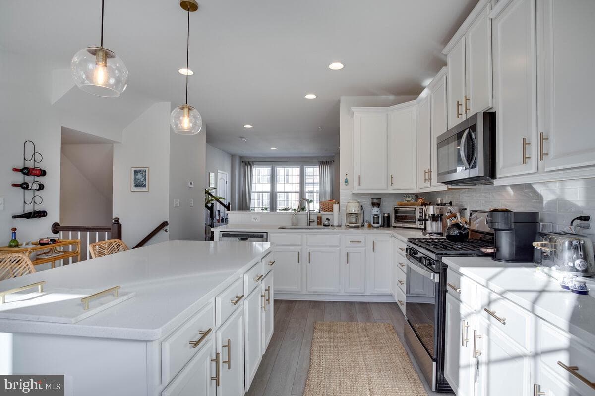 3402 Gentle Breeze Drive photo 16