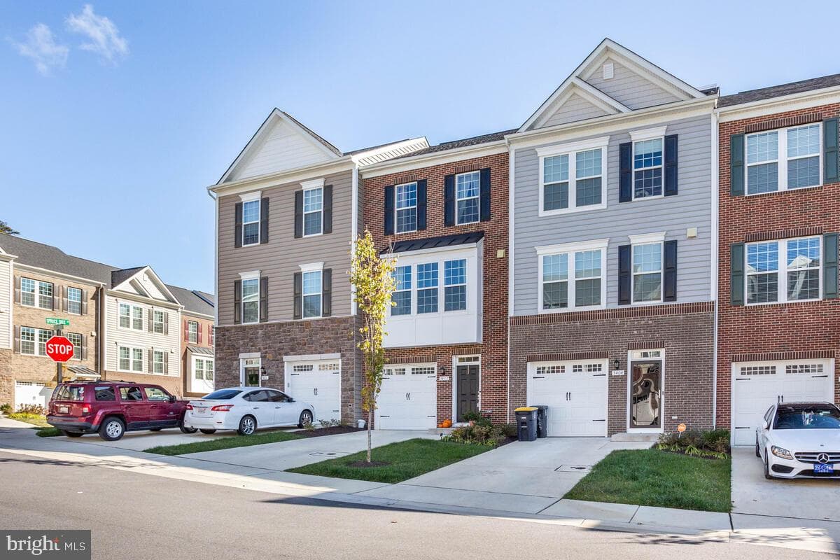 3402 Gentle Breeze Drive photo 2