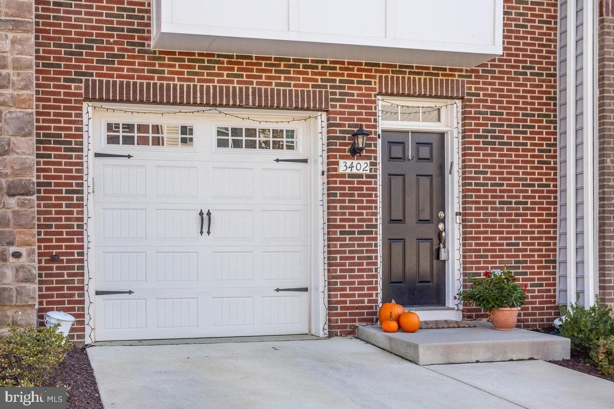 3402 Gentle Breeze Drive photo 4