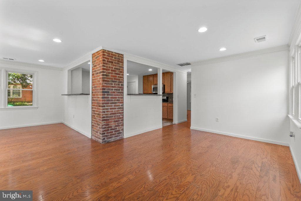 6824 Shepherd Street photo 6