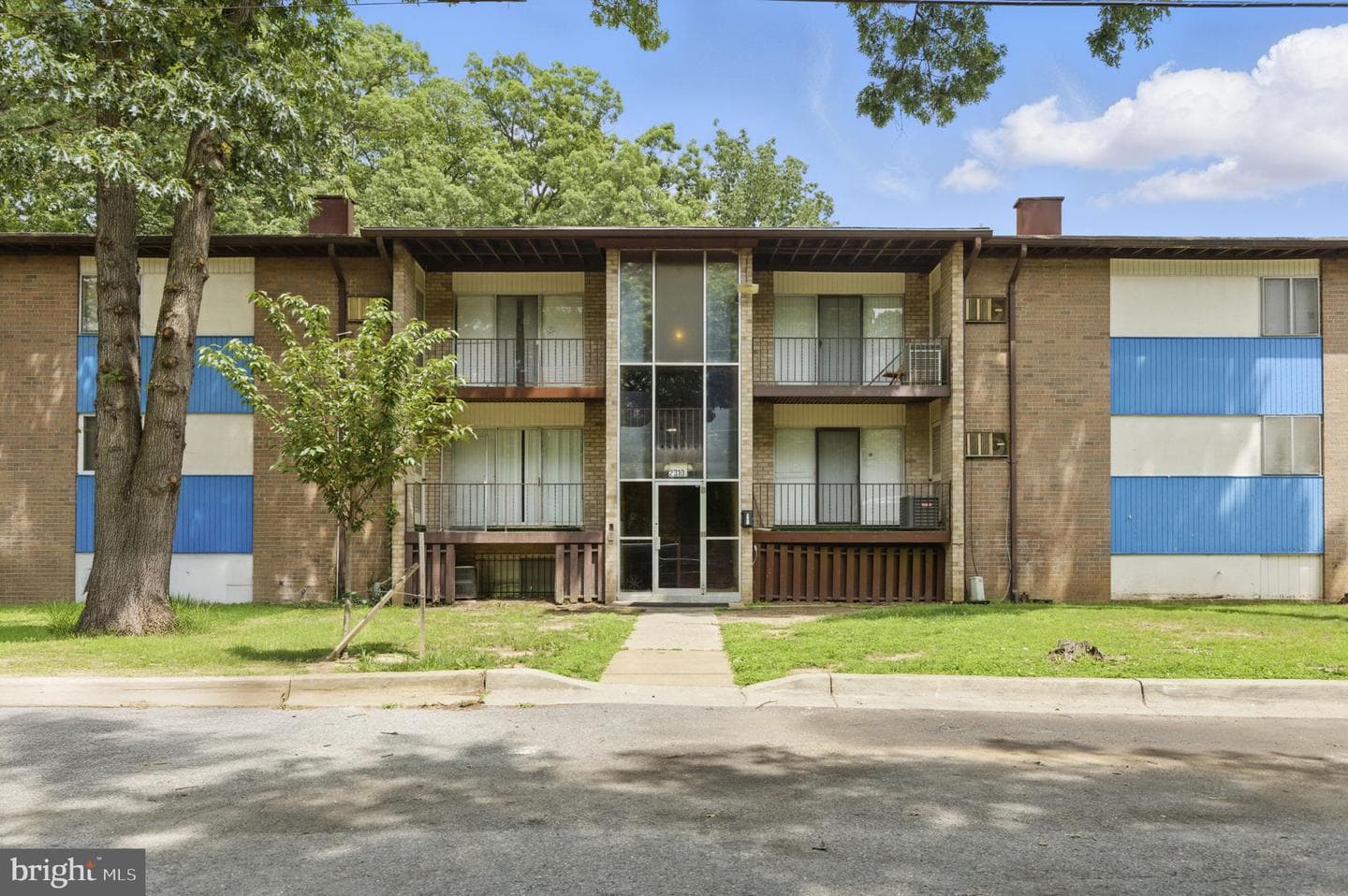 2310 Ewing Avenue #203 photo 19