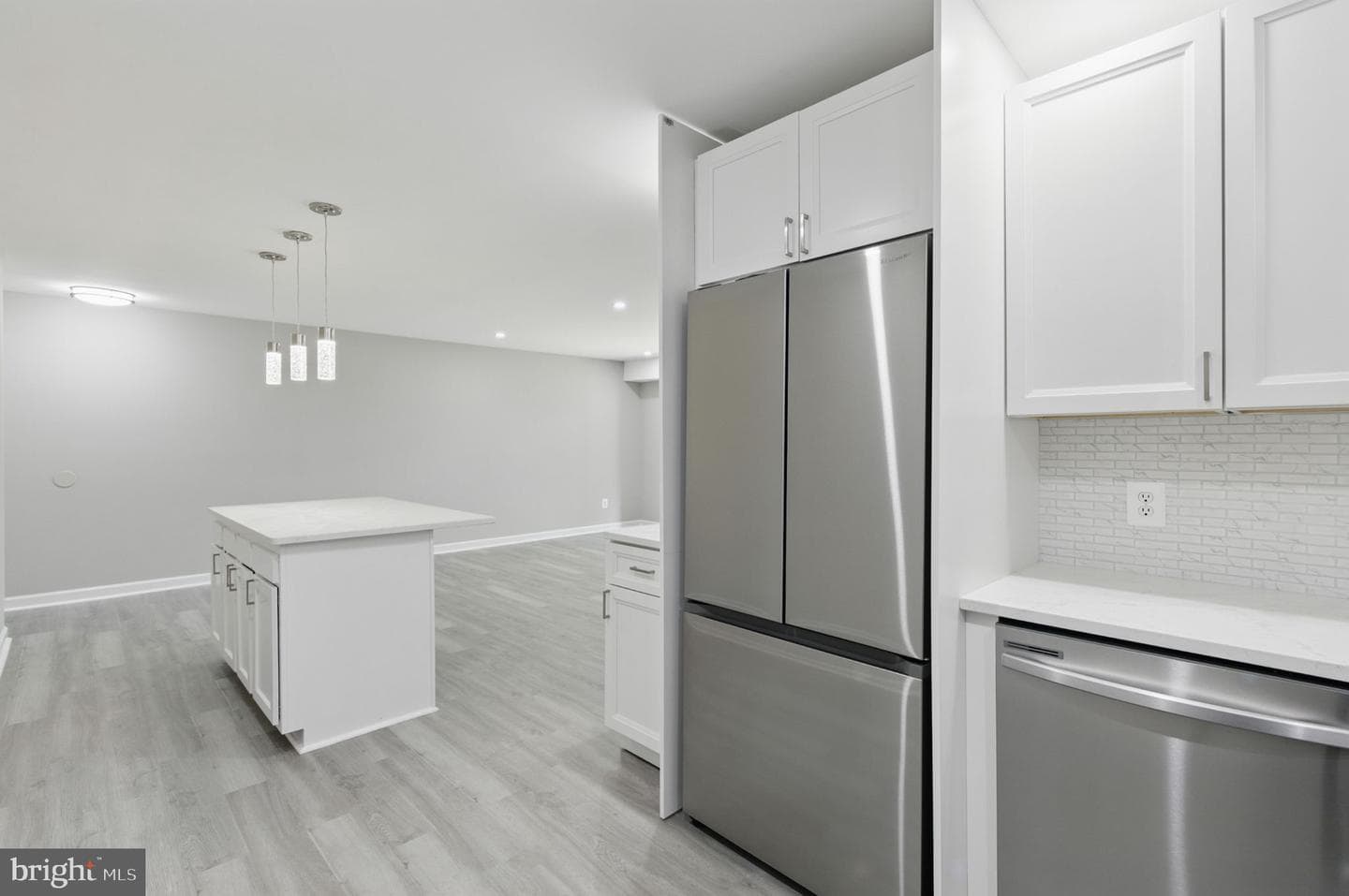 2310 Ewing Avenue #203 photo 4