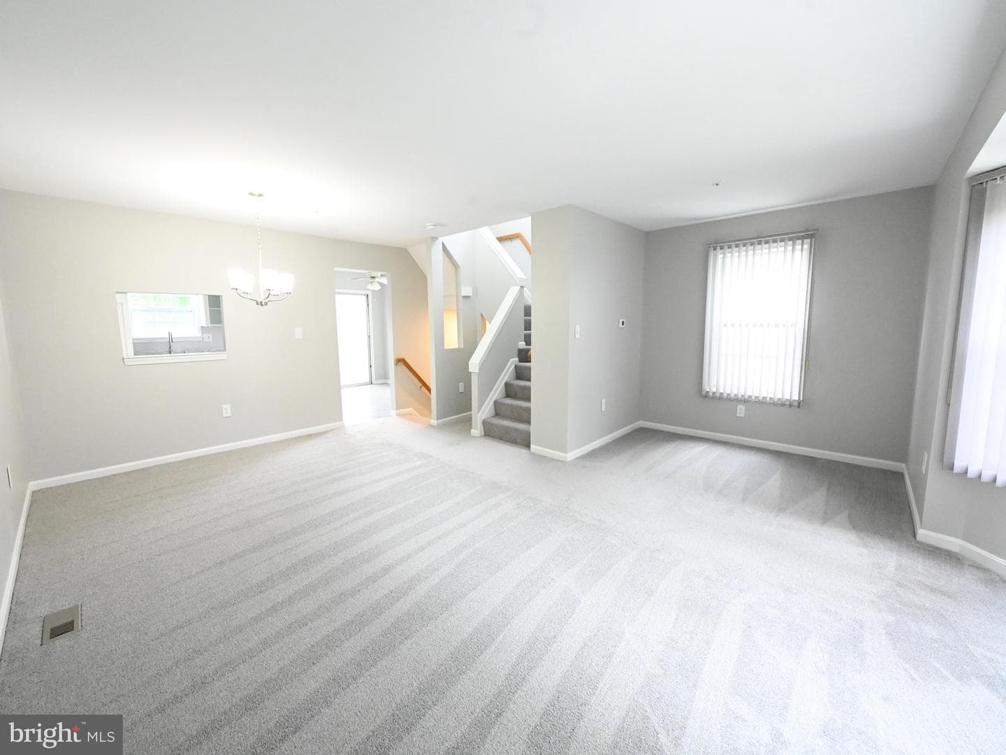2531 Markham Lane photo 7