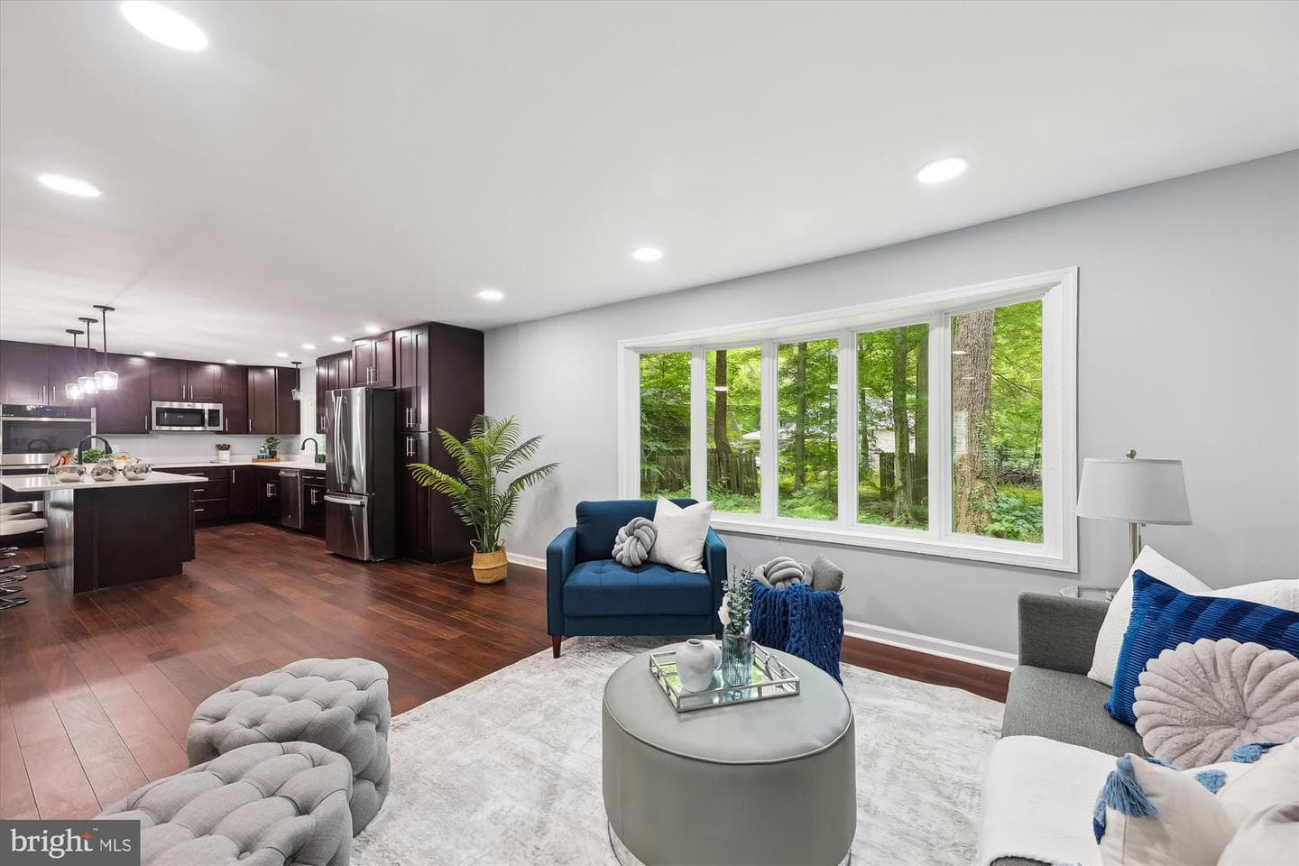 16401 Cambridge Court photo 8