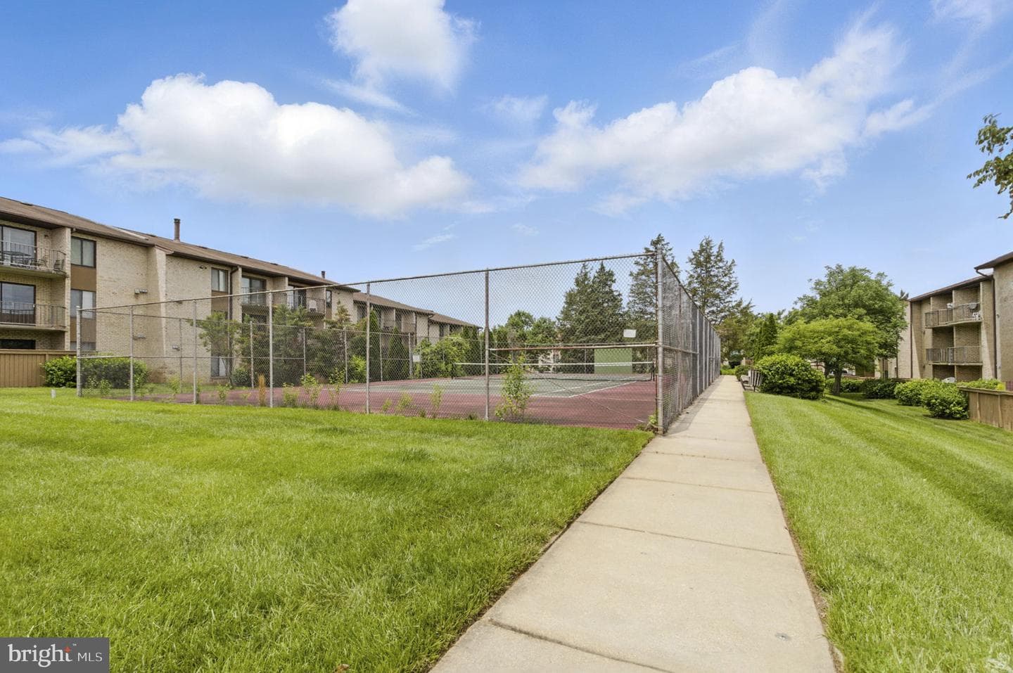 6994 Hanover Pkwy #100 photo 24