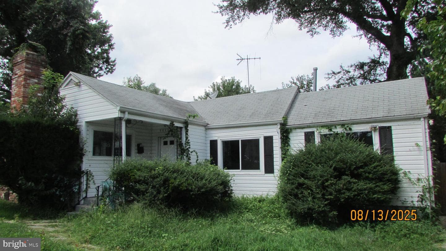 5020 Huron Street photo 8