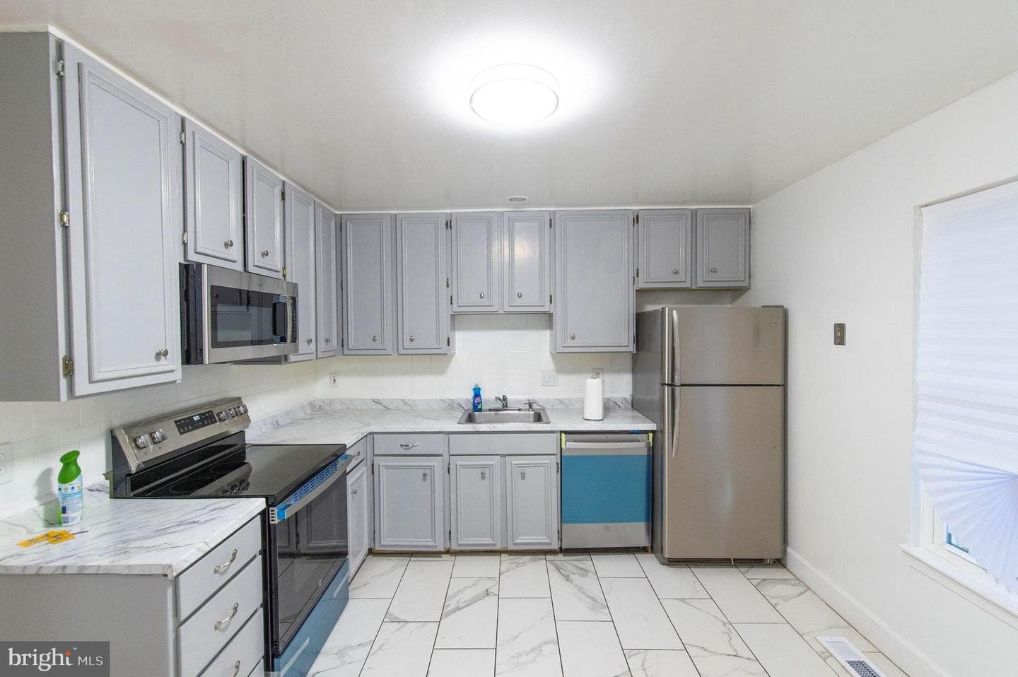 7001 Woodstream Terrace photo 6