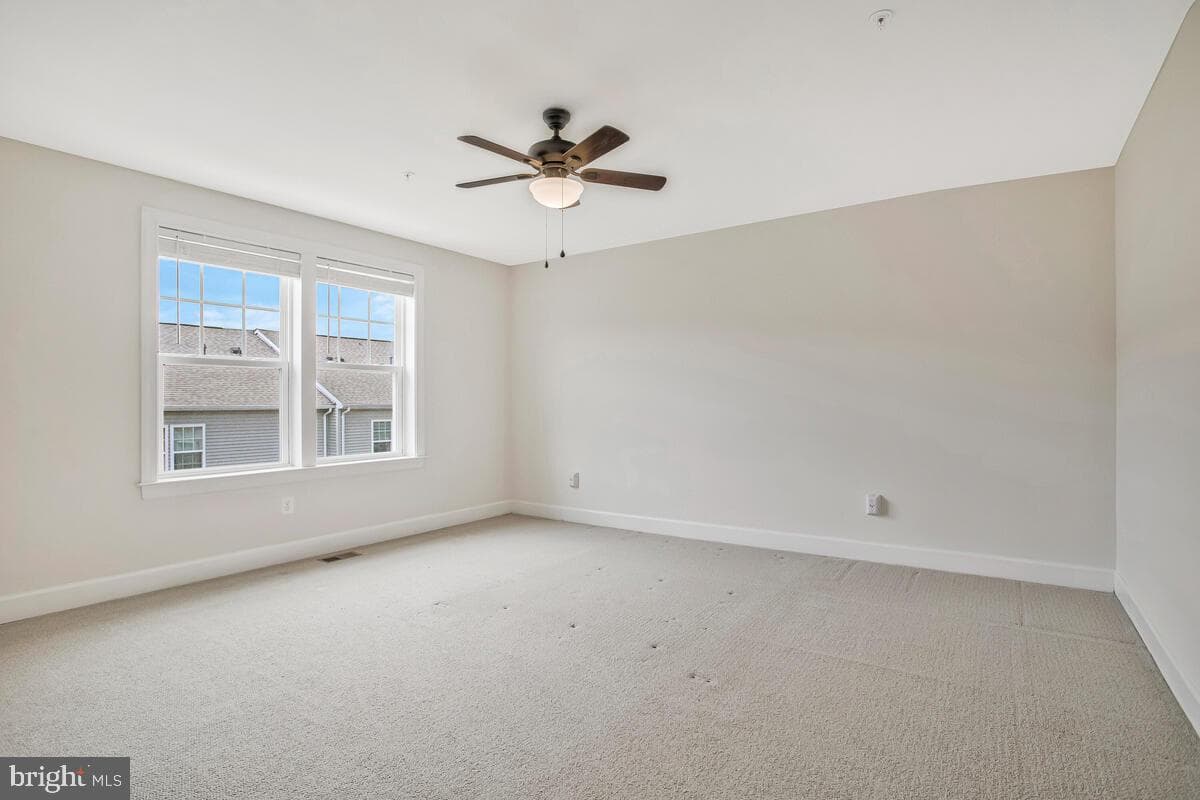 6911 Stansbury Lane photo 19