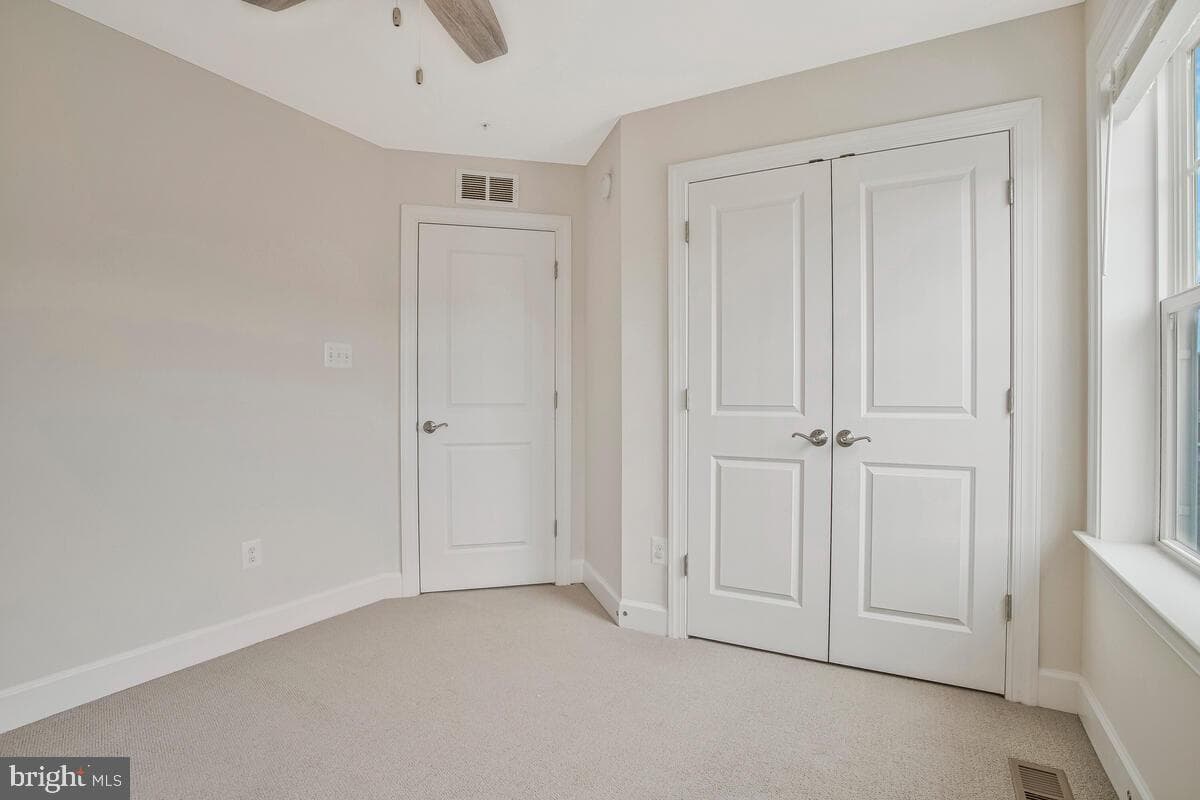 6911 Stansbury Lane photo 28