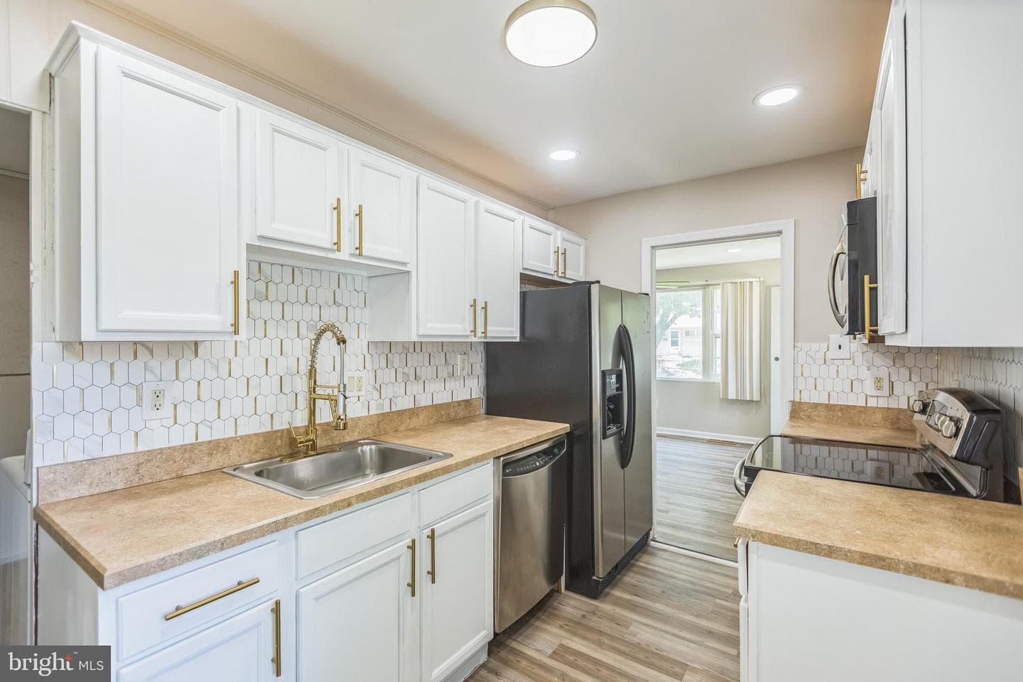 2514 Newglen Avenue photo 9