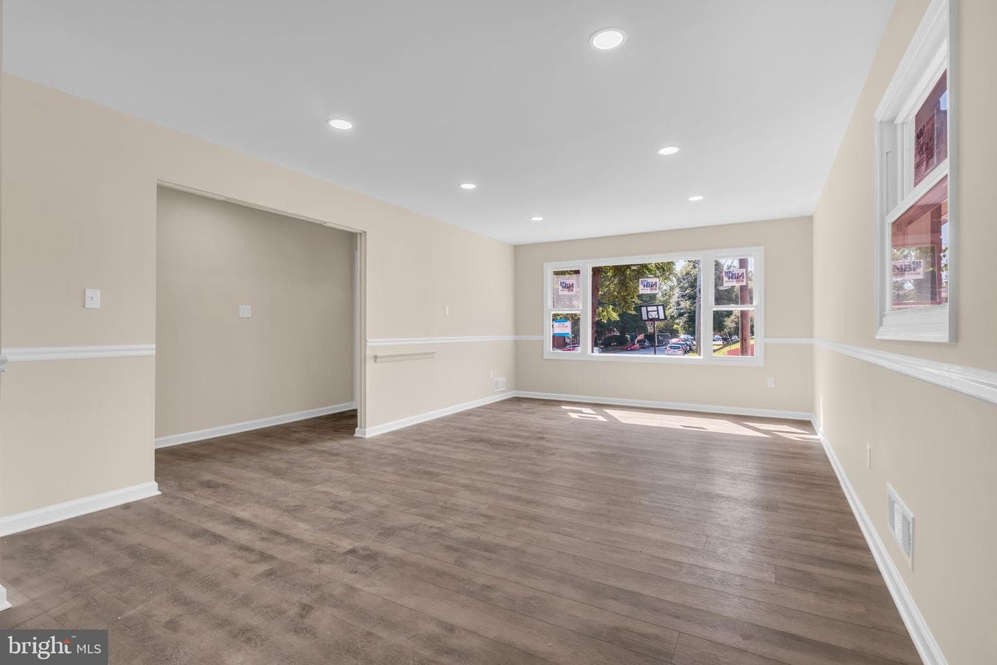 7100 Abbington Drive photo 16