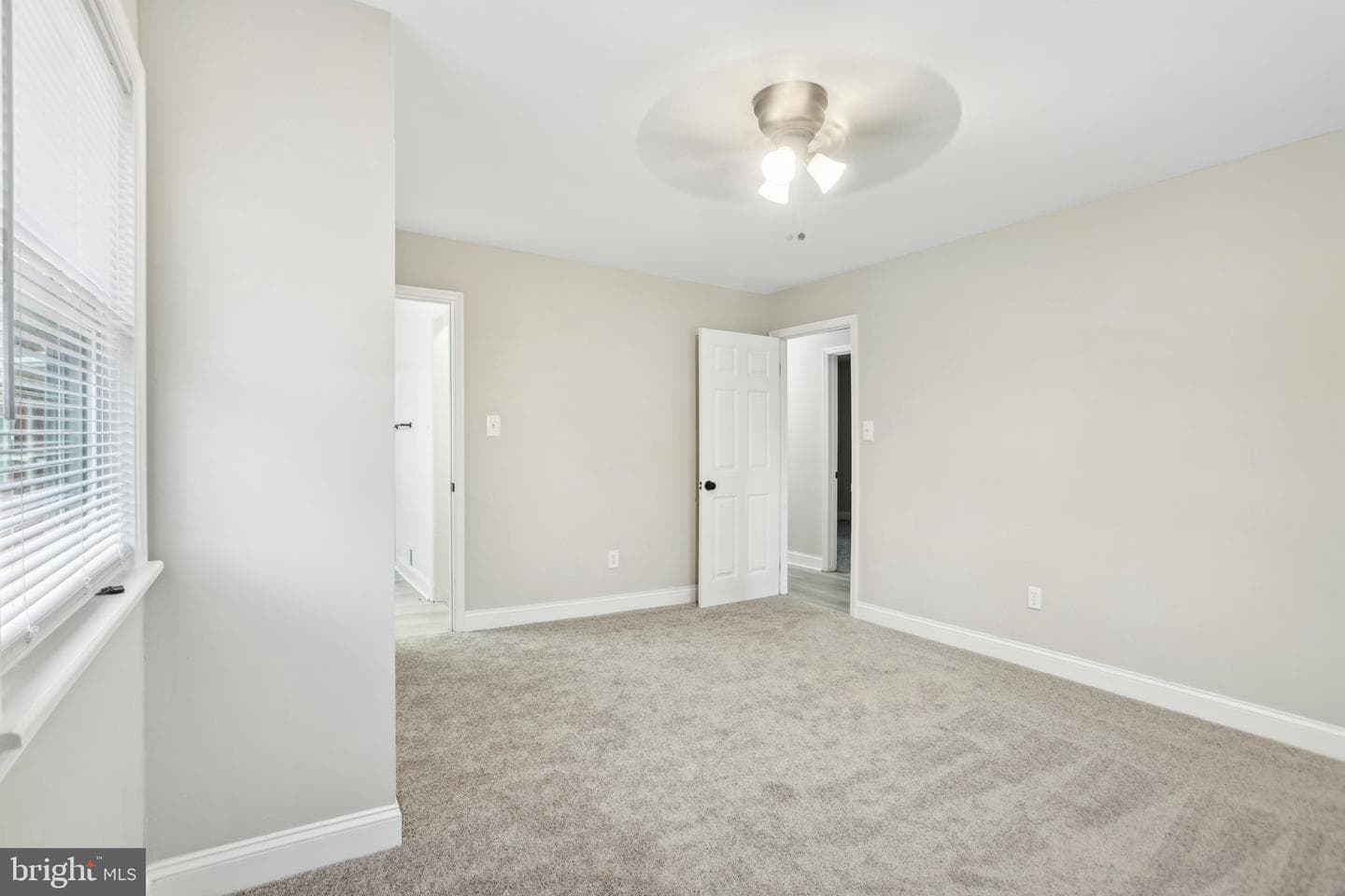 12816 Pine Tree Lane photo 24